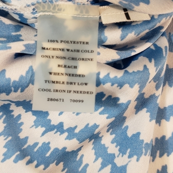 Ann Taylor Petite Blue & White Blouse - Picture 5 of 6